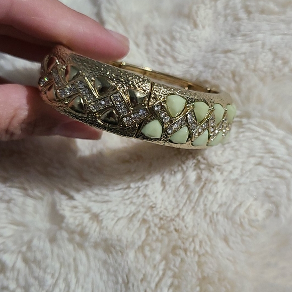 Bracelet - Picture 2 of 3